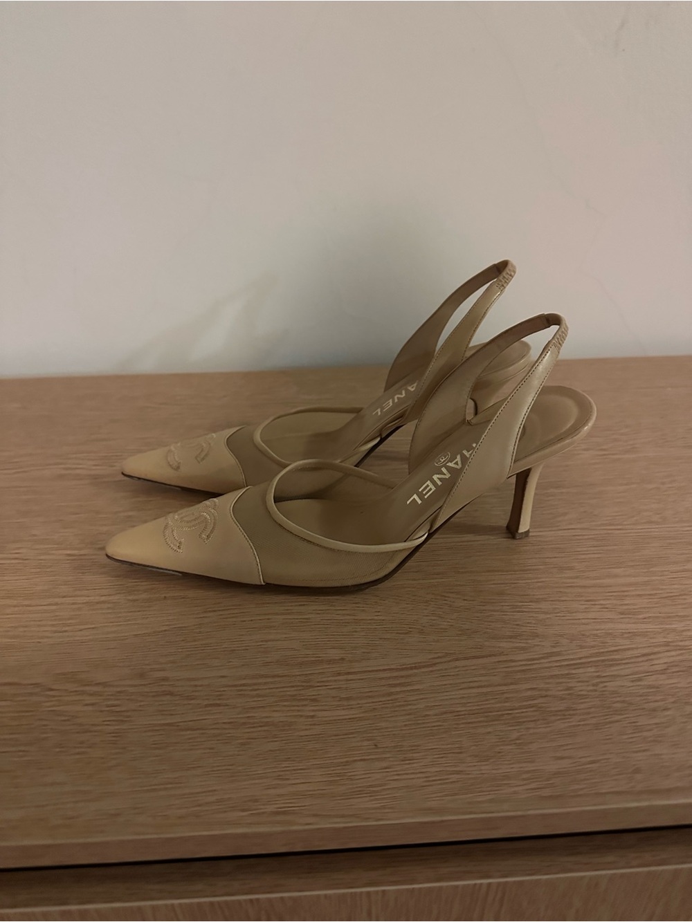 CHANEL Cream Pointed-Toe Slingback Pumps with CC Embroidery - Picture 2 of 2